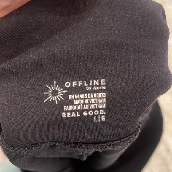 Aerie Offline Real Me Ruched Flowy Short Black - Picture 4 of 7